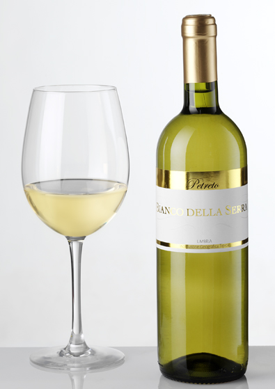 Vino Bianco della Serra Umbria IGT. Cantina Petreto Azienda Agraria Villa Valentina Umbertide Umbria